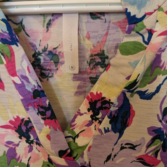 Floral Blouse - Picture 3 of 4